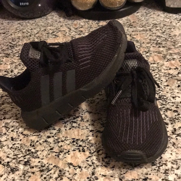 adidas swift run toddler boy
